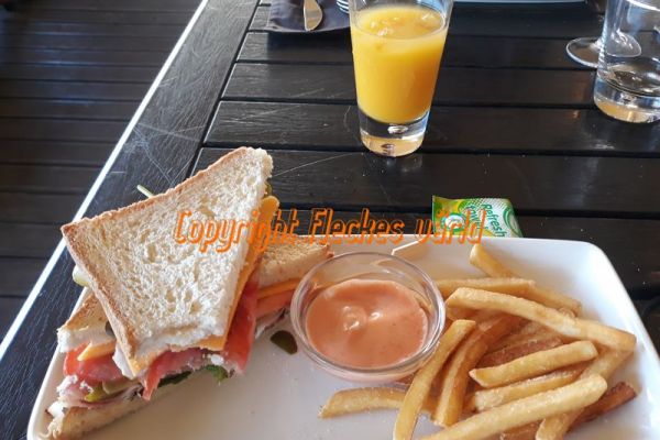 2018-08-07-18-15-44CFDD90BF-D2CF-6DC1-DDB1-272ABF6DA97C.jpg
