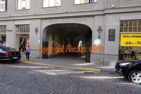 2018-09-19-11-59-46F1369D76-B6F8-BF9E-2959-7B7451FBDF61.jpg
